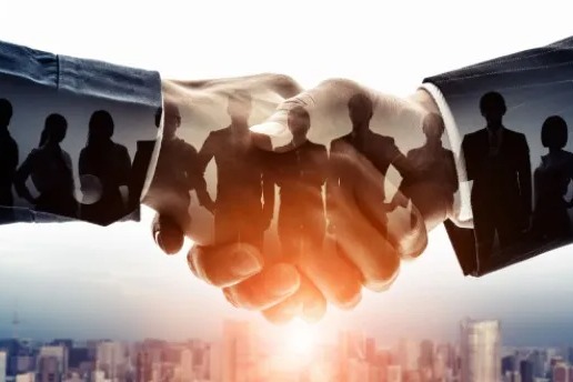 文遠(yuǎn)知行與禾賽科技合作開發(fā)先進(jìn)的自動(dòng)駕駛汽車硬件平臺(tái)