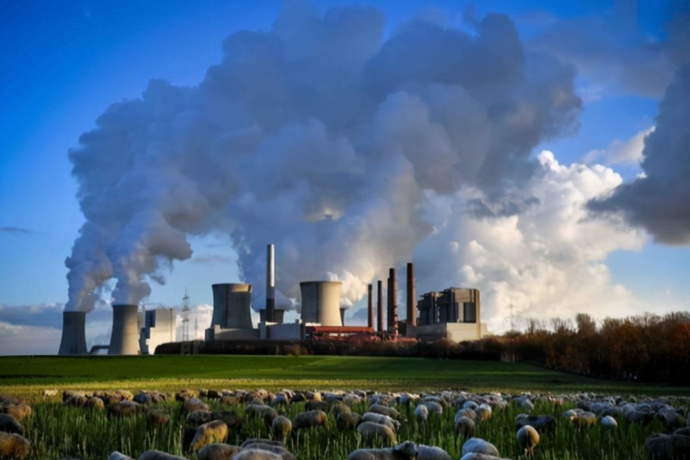 拜登為啥「不待見」馬斯克