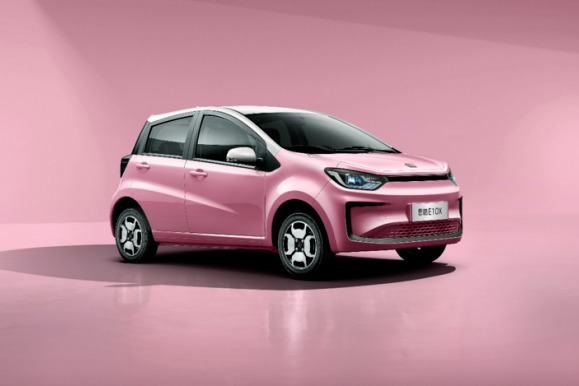 微型電動(dòng)車的比拼，奔奔E-Star和思皓E10X該怎么選？