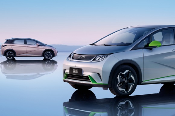 比亞迪發(fā)布海洋車系及首款車型海豚 聚焦于純電動車推廣普及