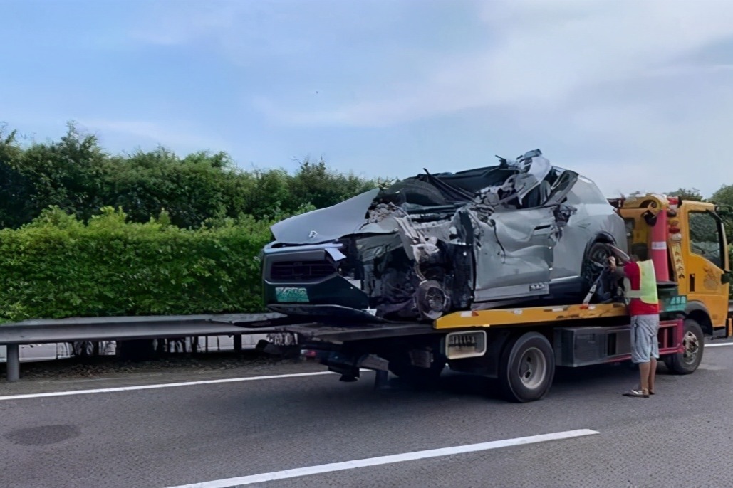 行业丨李想说“自动驾驶要改名”，结果理想汽车真的改了