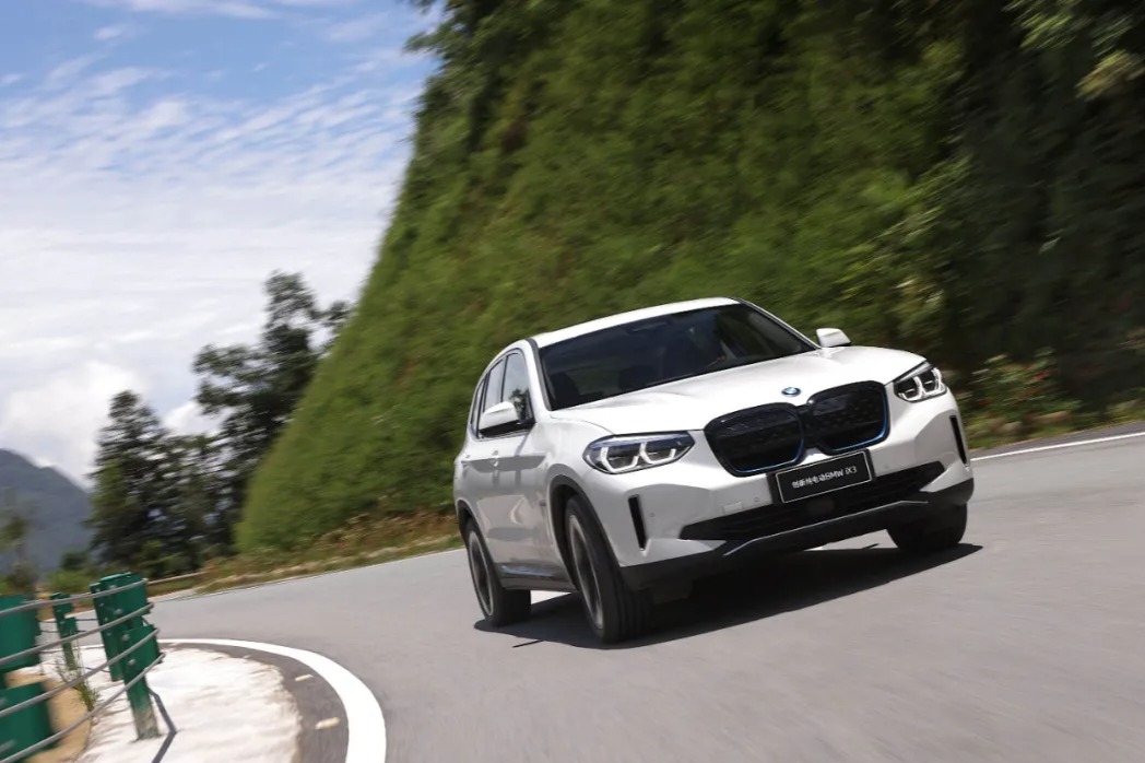 試駕寶馬iX3：豪華智能電動(dòng)車該有的樣子