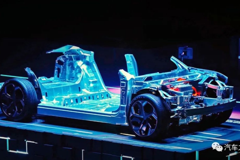 小米迎來造車大牛？原吉利汽車研究院胡崢楠加入順為資本任合伙人