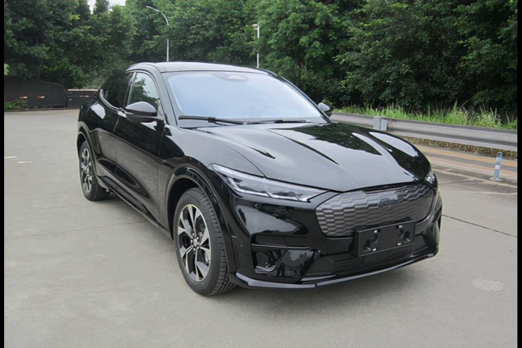 新車丨國產(chǎn)福特野馬Mach-E申報(bào)圖曝光！能否撼動(dòng)Model Y地位？
