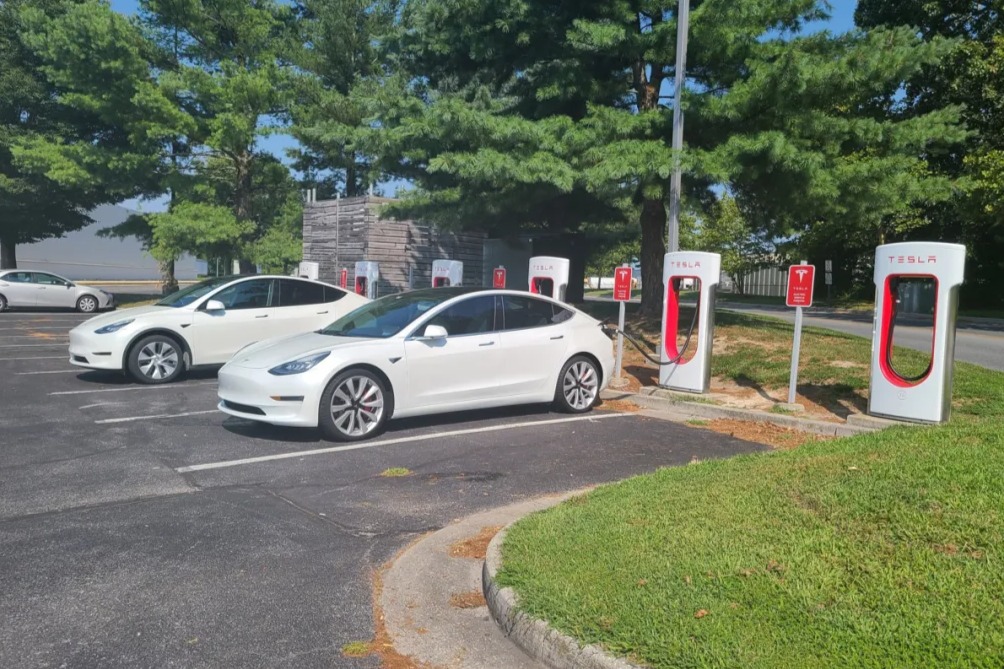 汽車新世界里，特斯拉是第一梯隊，比亞迪是第幾？