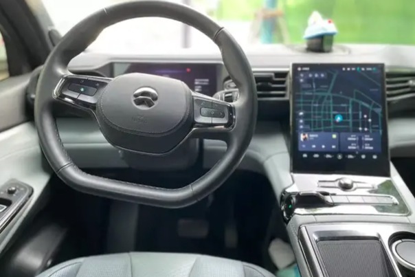 蔚來3.0車機(jī)：變得越多就越好？