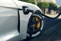 保时捷Taycan约60%车辆电池有问题？官方回应来了