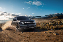 小牛首款電動車官圖發(fā)布！大燈有路虎衛(wèi)士那味了