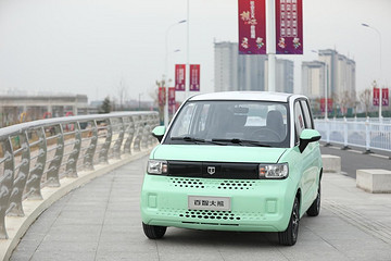 五菱宏光Mini EV：有事嗎？百智大熊新增車型上市，3.98萬元起