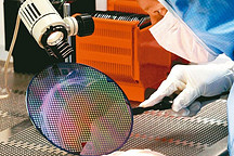 國(guó)內(nèi)5家電動(dòng)車制造商花50億收購(gòu)晶圓廠？“蔚小理”的“芯格局”