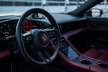 “驰名双标”保时捷：IPO比中国市场更重要