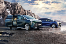 无惧埃尔法？全新别克GL8世纪CENTURY曝光，智能配置更强！