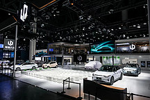 甩掉哪吒、威馬，與保時捷同日上市，新“卷王”零跑汽車上位之路