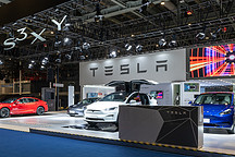 特斯拉10月國內(nèi)市場僅售1.7萬臺，官方繼續(xù)變相降價