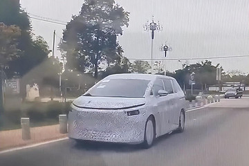 MPV市场又添一名重量级选手？小鹏全新MPV路试谍照曝光！