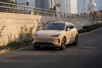 华为：不造20万以下车型，合作车企2年内必盈利