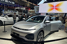 上海車展丨理想汽車“踢館”純電賽道，何小鵬的預(yù)言應(yīng)驗(yàn)一半？