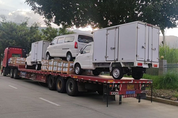 新龙马汽车首批右舵新能源汽车出口尼泊尔！