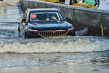 國內(nèi)首次！ 嵐圖FREE將挑戰(zhàn)涉水后底部碰撞測試