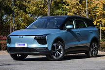 電動(dòng)SUV愛馳U5對(duì)比小鵬G3，誰更符合家庭用車的需求