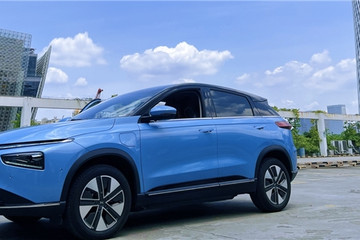 专治停车恐惧症的小鹏G3i，我承认被种草了