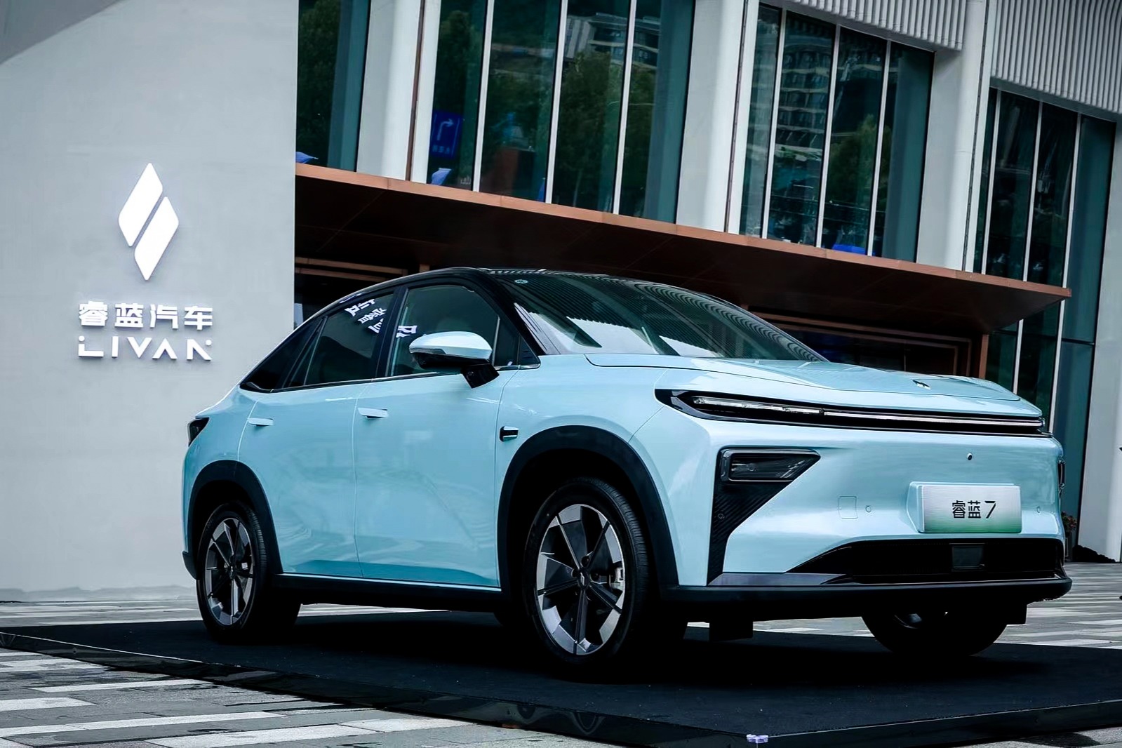 605KM续航、激光雷达，睿蓝7正式上市将真诚进行到底