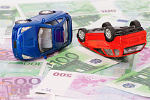 車險(xiǎn)新變局：主機(jī)廠的“C位”機(jī)遇