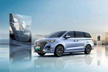 荣威销量下滑15.7%，刘旻能让品牌驶出泥坑吗？