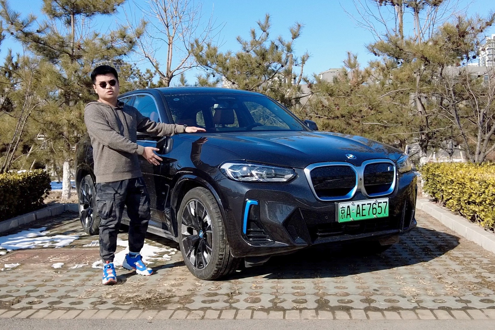 地表最强“油改电”？宝马iX3究竟值不值！