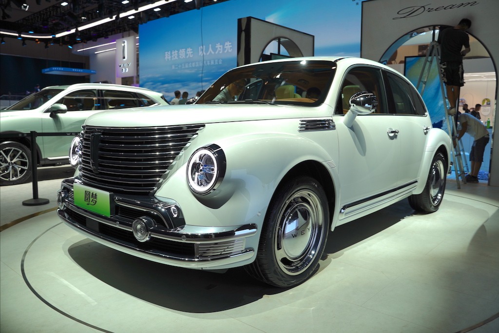 2022成都车展探馆｜复古中带着科技范，魏牌“圆梦”来圆梦了