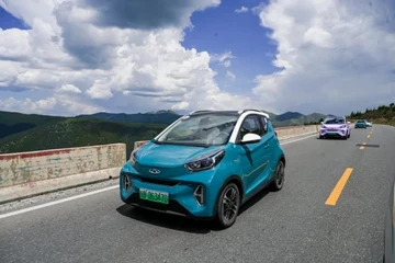 318小时不间断直播 奇瑞QQ实力持续输出攻略川滇线