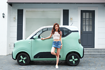 悠寶利首款電動汽車預(yù)熱亮相，或?qū)⒁I(lǐng)時(shí)尚新風(fēng)潮