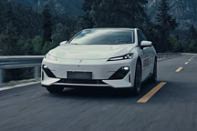 好車推薦，長安深藍(lán)SL03、秦Pro和它表現(xiàn)都不錯(cuò)！