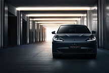 极狐阿尔法S全新HI版斩获轩辕奖最佳智驾奖