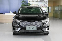 30万左右纯电SUV看这款 305马力续航达续航619公里 年轻人首选