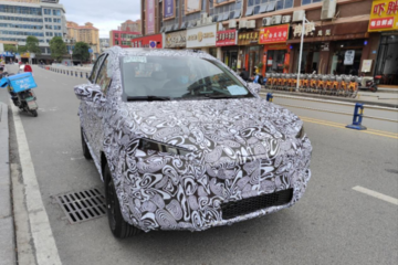 疑似云度K3偽裝車亮相 知情人士：新車進(jìn)入試驗(yàn)車路試階段