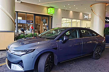 小鵬P5 550E 北京朝陽車主提車作業(yè)