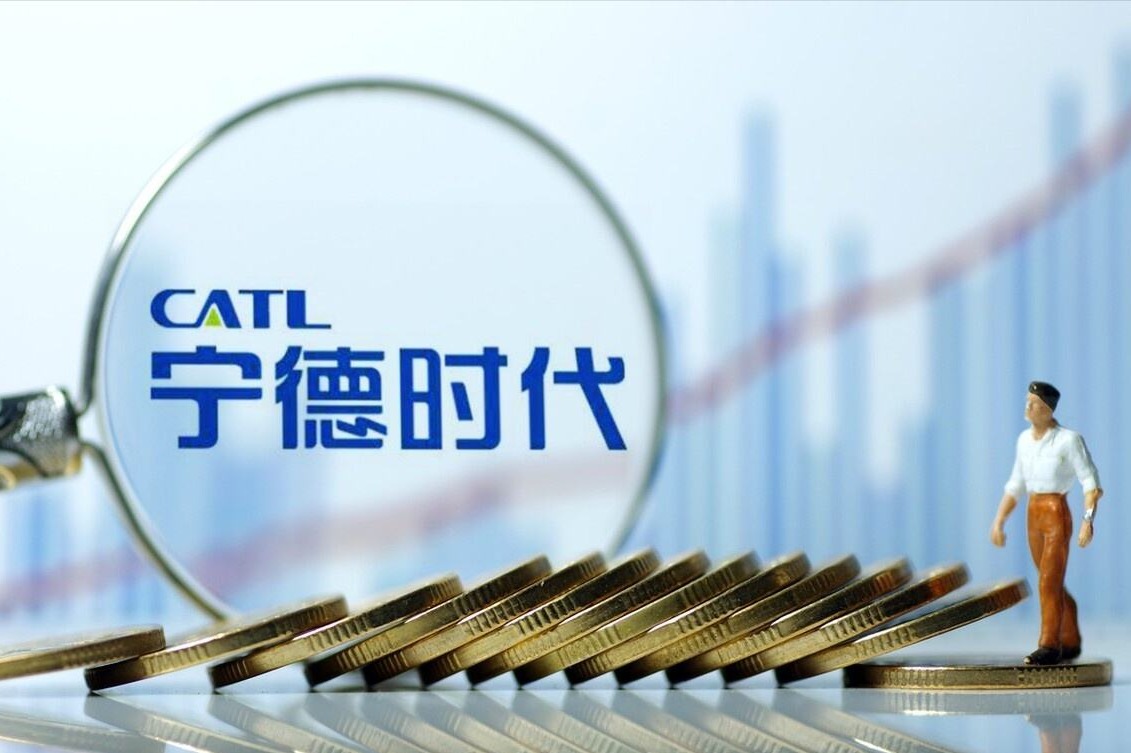 宁德时代与德方纳米共同对曲靖麟铁增资9亿元 推进宜宾磷酸铁锂项目