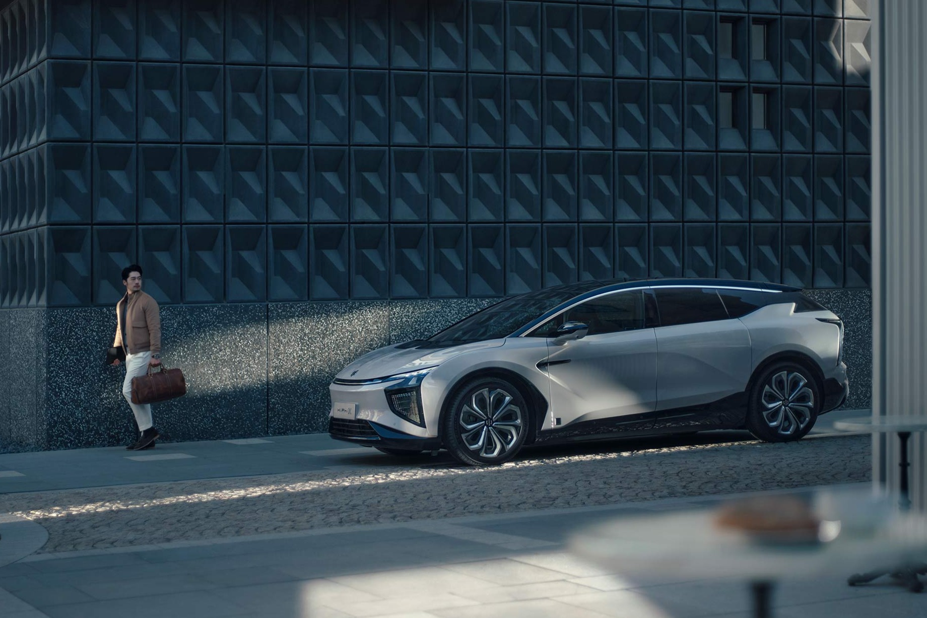 与雷诺商标方面产生争议后 高合汽车发布商标保护声明