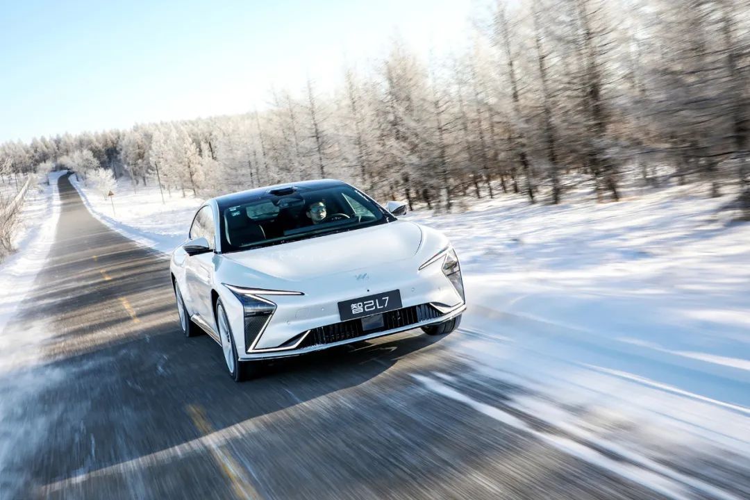 3月電動(dòng)汽車新車速遞：比亞迪、長城拼混動(dòng)，智己沖高端