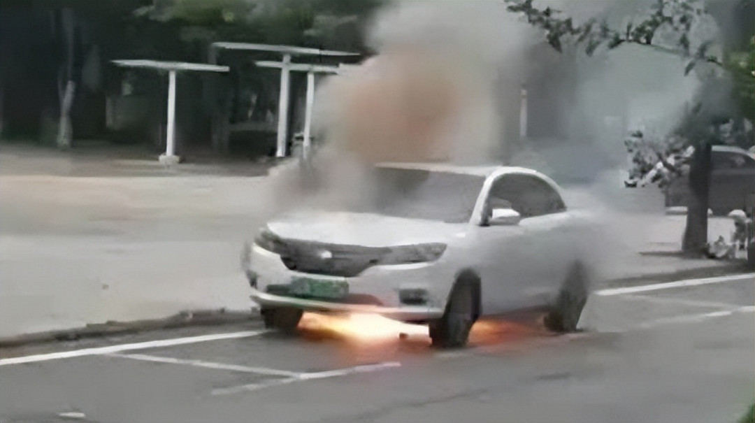 @新能源汽車車主，夏季充電需要注意哪些問題？