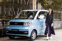 五菱宏光、奇瑞，東風(fēng)三強(qiáng)大亂戰(zhàn)，3萬元價(jià)位的微型電動(dòng)車江湖