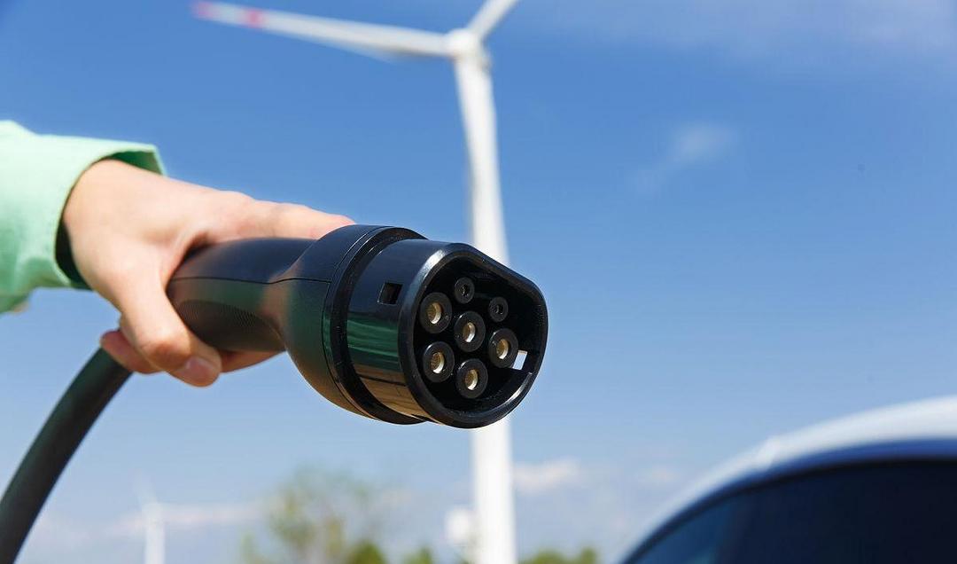 充電槍.jpg