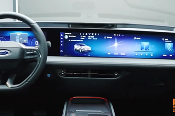 汽车屏幕是不是越大越好？实体按键都取消了，这样的设计你喜欢吗