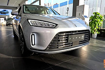 華為問界M5實車體驗，華為加持的賽力斯SF5，到底有多厲害？