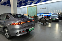 新能源車興起，燃油車還有出路嗎？為何還有車企在死磕內(nèi)燃機