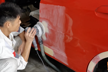 车子补漆去4S店还是去修理厂好些？内行人告诉你真相，别花冤枉钱