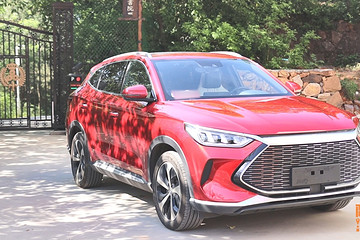 十几万最值得推荐的SUV，比亚迪宋PLUS DMI，月销两万台靠什么？