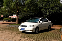 汽車暴曬后如何快速降溫？喵哥教你一套實(shí)用高效的做法，快速降溫