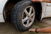 汽車輪胎越大越耗油嗎？別光看表面，喵哥教你看懂這兩個參數(shù)